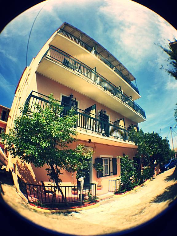 Benitsa Beach Hotel Achílleion Exteriér fotografie